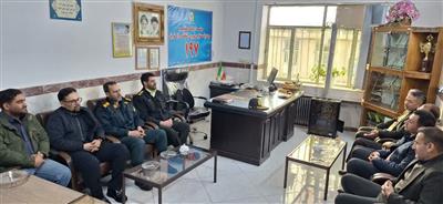 🛑دیدار صمیمی شهردار، رئیس شورای شهر و جمعی از معاونان شهرداری با "سرهنگ محرم خوش روش" فرمانده انتظامی شهرستان نهاوند.